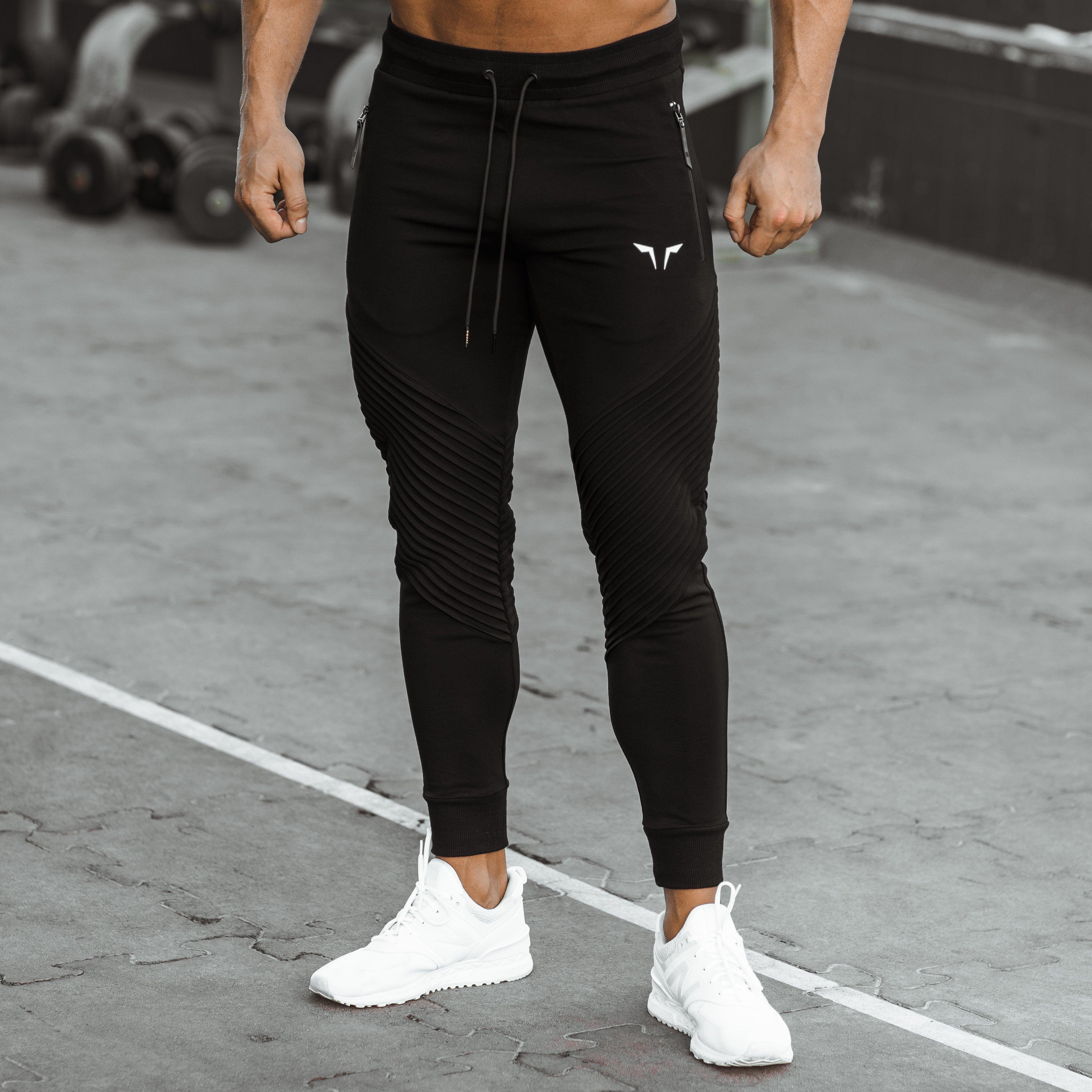 Joggingbuxur - karlar - íþróttafatnaður- íþróttaföt - æfingaföt - æfingafatnaður - ræktarföt - SQUATWOLF - Ludus.is