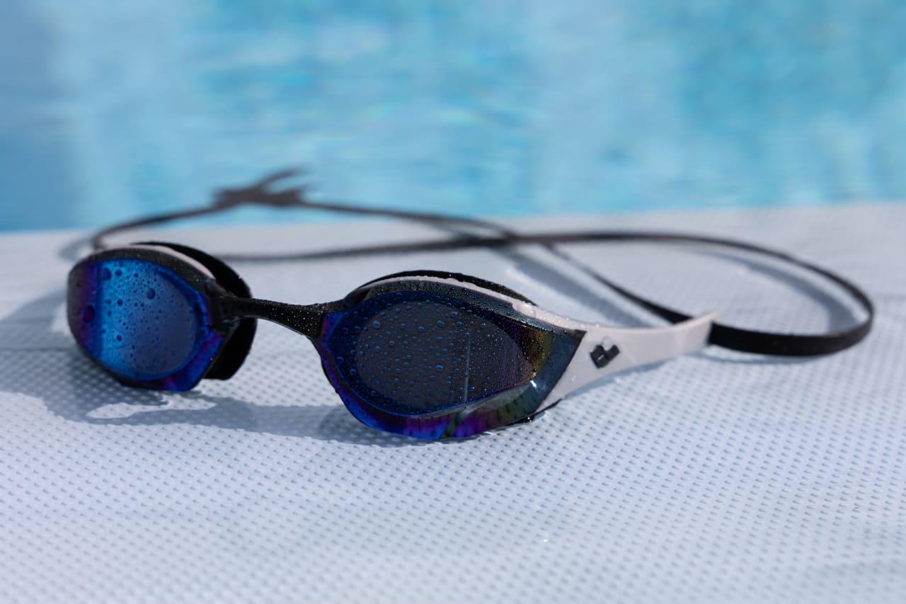 Sundgleraugu-speedo-arena-börn-fullorðnir-sundvörur