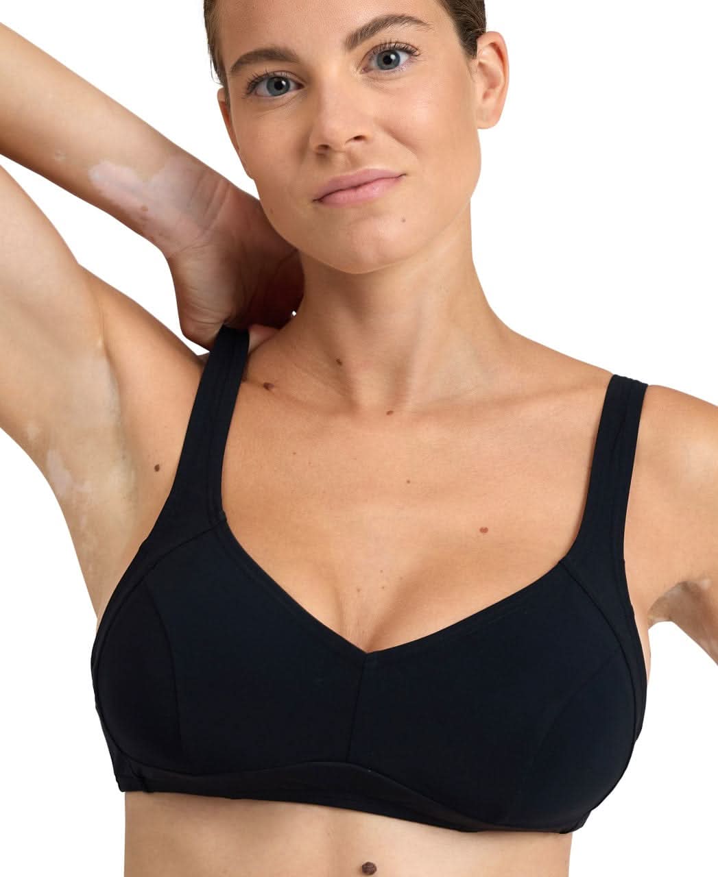 flott-bikiní-sundföt-sundfatnaður-Arena-sundfataverslun-svart-Manuela-íþróttavöruverslun-Ludus.is-swimwear-Reykjavík-ísland-Iceland