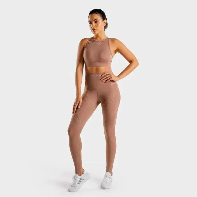 íþróttatoppur - íþróttatoppar - SQUATWOLF - æfingatoppar - æfingatoppur - konur - íþróttaföt - íþróttafatnaður - æfingaföt - æfingafatnaður - World Class - Ludus.is - íþróttavöruverslun