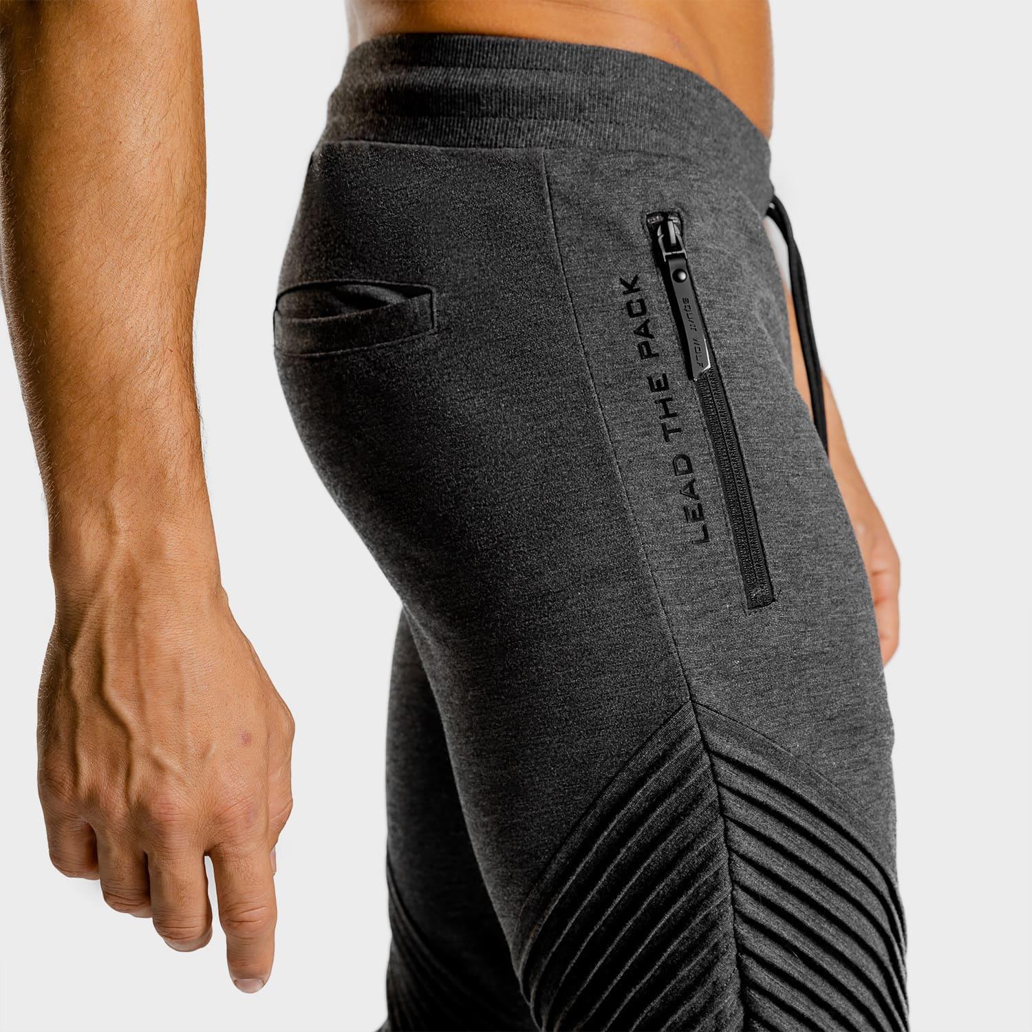 Joggingbuxur - íþróttaföt - herra - karlar - íþróttafatnaður - æfingaföt - æfingafatnaður - ræktarföt - ræktarfatnaður - world - class - gráar - SQUATWOLF - íþróttavöruverslun - Ludus.is