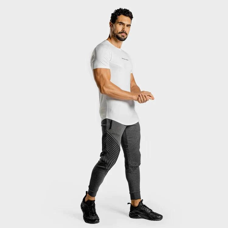 Joggingbuxur - íþróttaföt - herra - karlar - íþróttafatnaður - æfingaföt - æfingafatnaður - ræktarföt - ræktarfatnaður - world - class - gráar - SQUATWOLF - íþróttavöruverslun - Ludus.is
