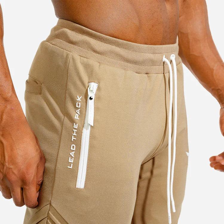 Joggingbuxur - íþróttaföt - herra - karlar - íþróttafatnaður - æfingaföt - æfingafatnaður - ræktarföt - ræktarfatnaður - world - class - ljósbrúnar - SQUATWOLF - Ludus.is