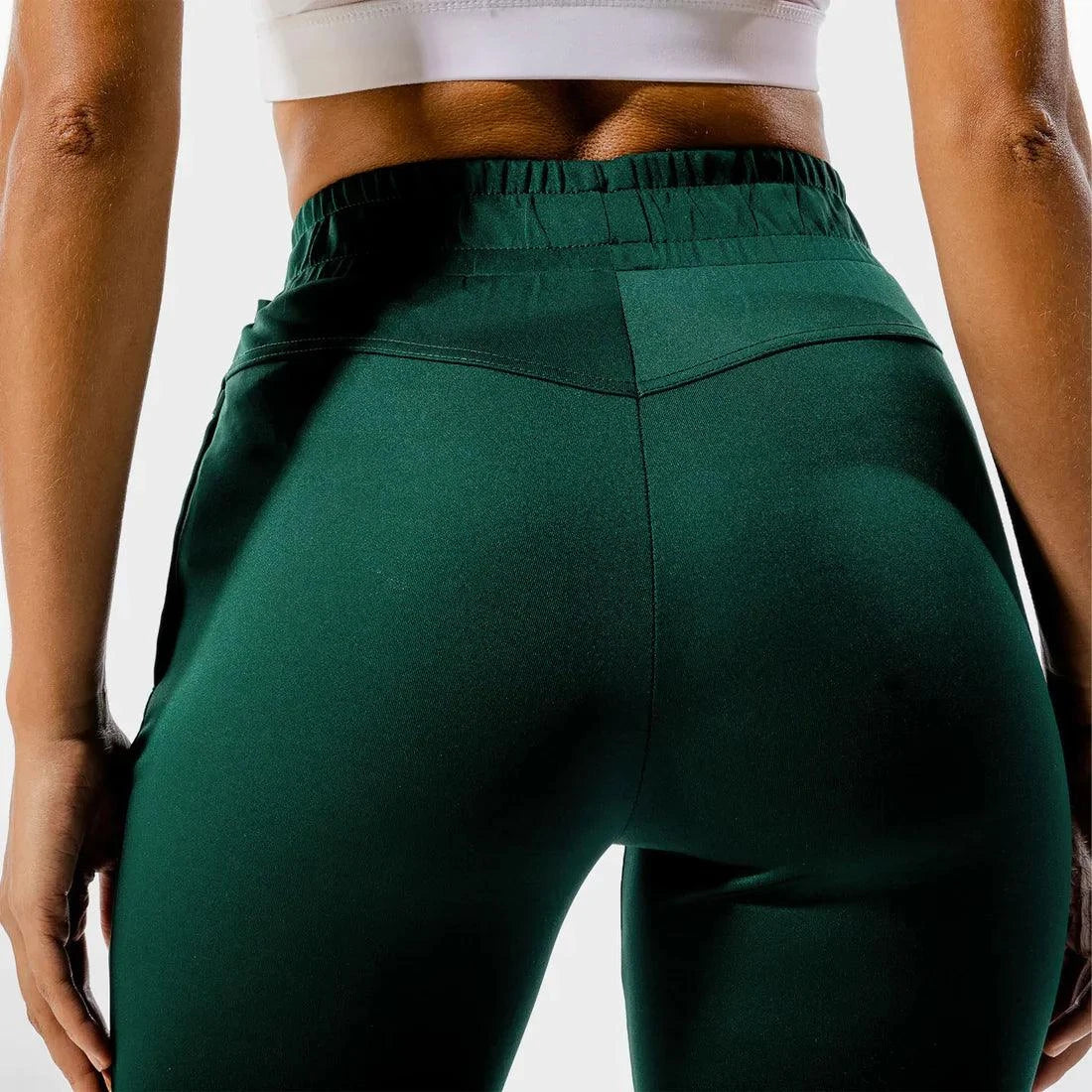 Joggingbuxur - konur - íþróttaföt - konur - svartar - íþróttafatnaður - æfingaföt - æfingafatnaður - world class - ræktarföt - She-Wolf - Do-Knot - SQUATWOLF - Ludus