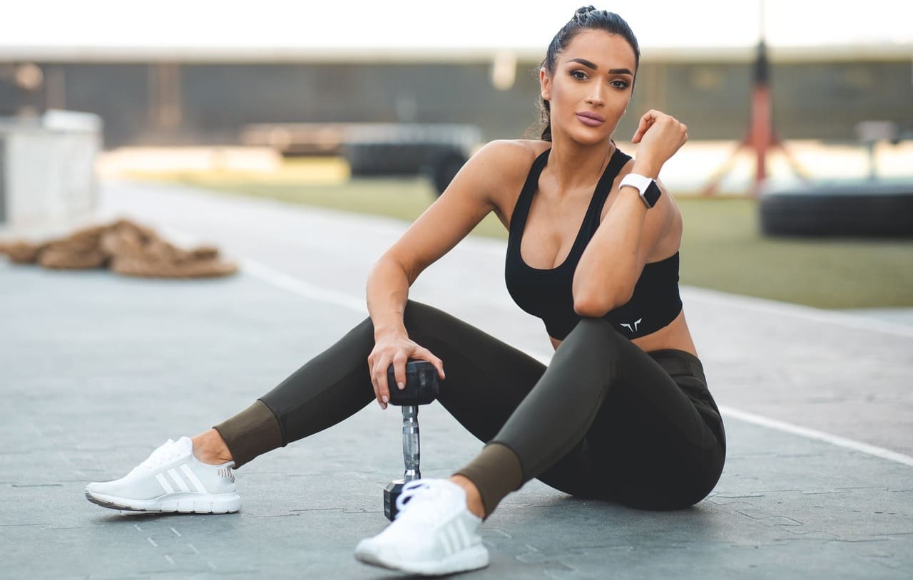 Joggingbuxur-konur-síðbuxur-íþróttattaföt-íþróttafatnaður-æfingaföt-æfingafatnaður-ræktarföt-SQUATWOLF-íþróttavöruverslun-Ludus