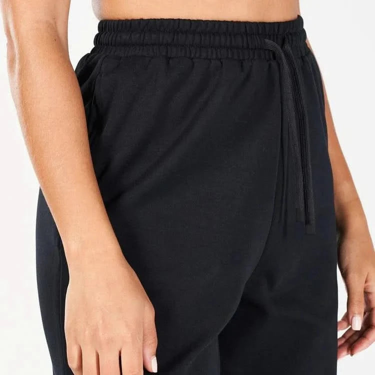 Joggingbuxur - konur- íþróttaföt - kvenna - íþróttafatnaður - æfingaföt - æfingafatnaður - ræktarföt - SQUATWOLF - SQUAT - WOLF - Ludus.is#litur-color_black