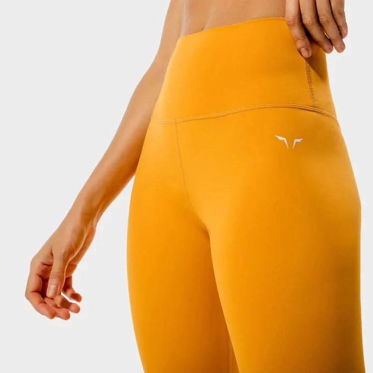Leggings-konur-leggings-uppháar-í-mittið-íþróttaföt-íþróttafatnaður-æfingaföt-æfingafatnaður-ræktarföt-gular-Core-Agile-leggings