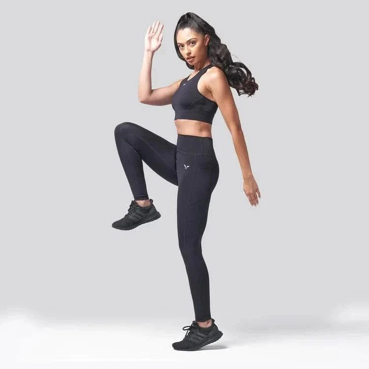 Leggings-konur-kvenna-dömur-íþróttaföt-íþróttafatnaður-æfingaföt-æfingafatnaður-ræktarföt-svartar-Essential - uppháar - leggings - háar - í - mittið