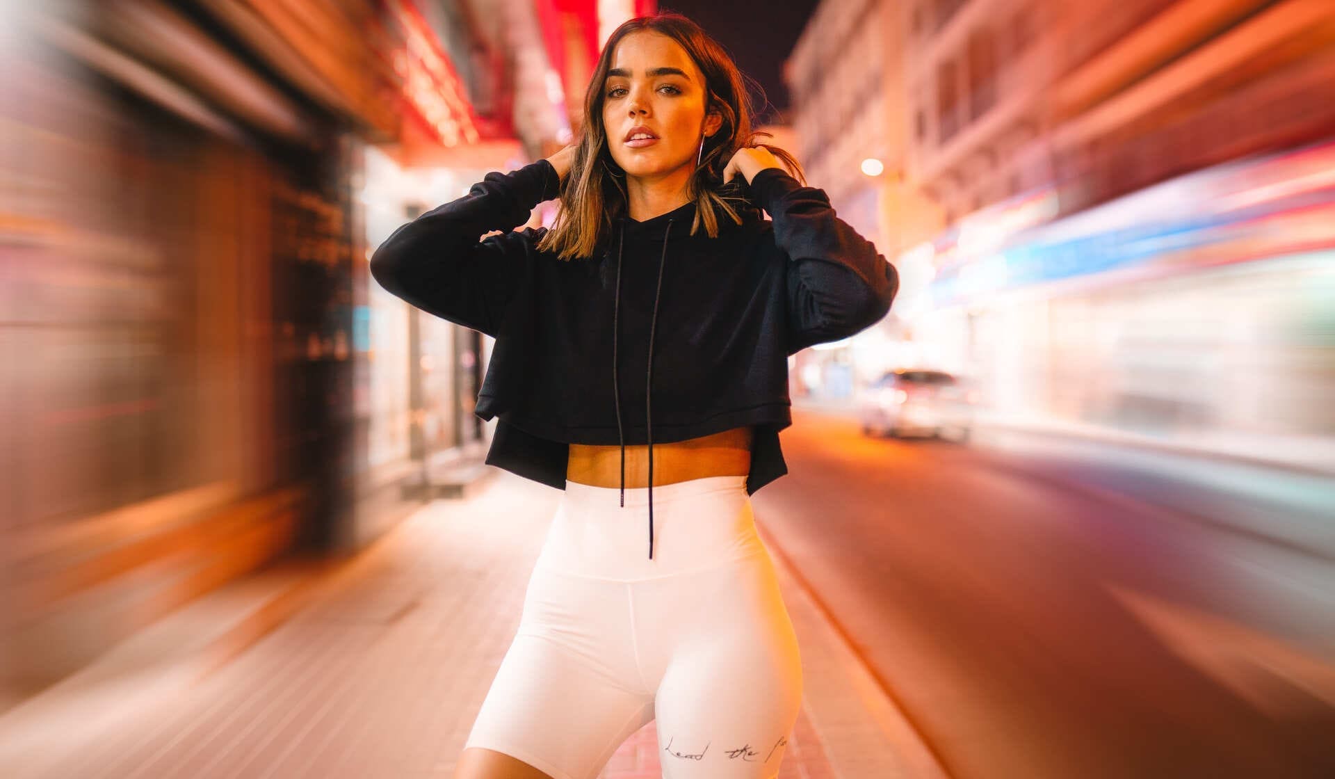 Peysur-hettupeysur-hettupeysa-konur-íþróttaföt-íþróttafatnaður-æfingaföt-æfingafatnaður-ræktarföt-SQUATWOLF-íþróttavöruverslun-Ludus.is