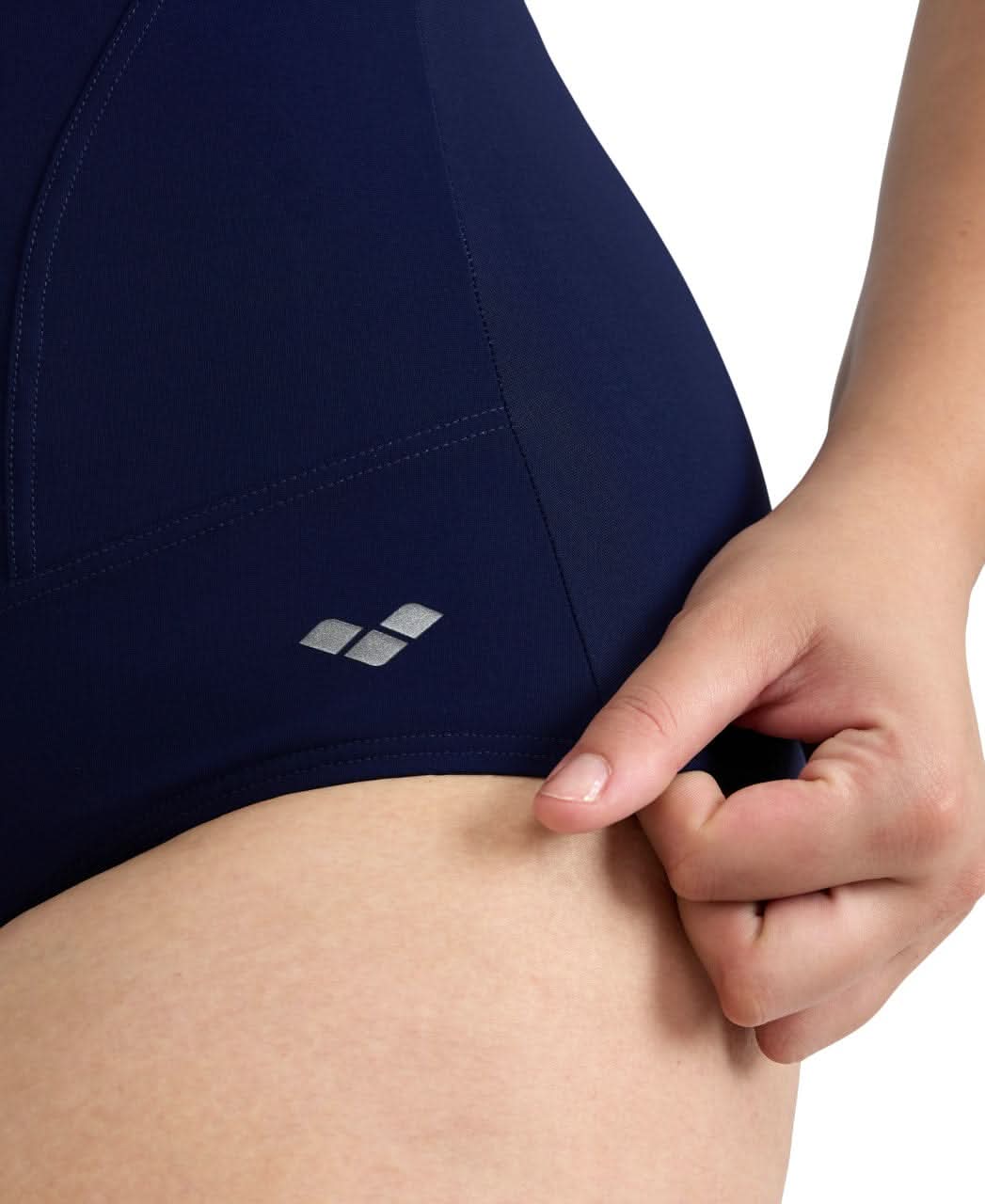 Plus-Size-Sundbolur-sundfatnaður -Arena-sundbolir - sundföt - sundffataverslun - svartur - Manuela - íþróttavöruverslun - Ludus.is - swimwear - Reykjavík - ísland - Iceland