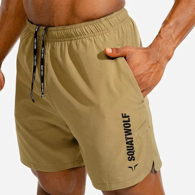 Stuttbuxur - karlar - herra - Íþróttaföt - íþróttafatnaður - æfingaföt - æfingafatnaður - ræktarföt - SQUAT - WOLF - SQUATWOLF - Ludus.is - taupe - ljósbrúnar - Crossfit - hlaup