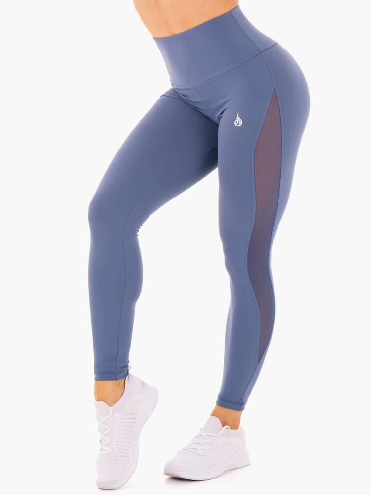 Hype High Waisted Leggings eru fallegar uppháar leggins frá Ryderwear með skemmtilegu sniði og koma í nokkrum mismunandi litum. Hægt að para með Hype Mesh Æfingatopp. Þessar leggings henta vel fyrir lyftingar, í ræktina, jóga, pilates eða cardio æfingar.#litur-color_steel-blue