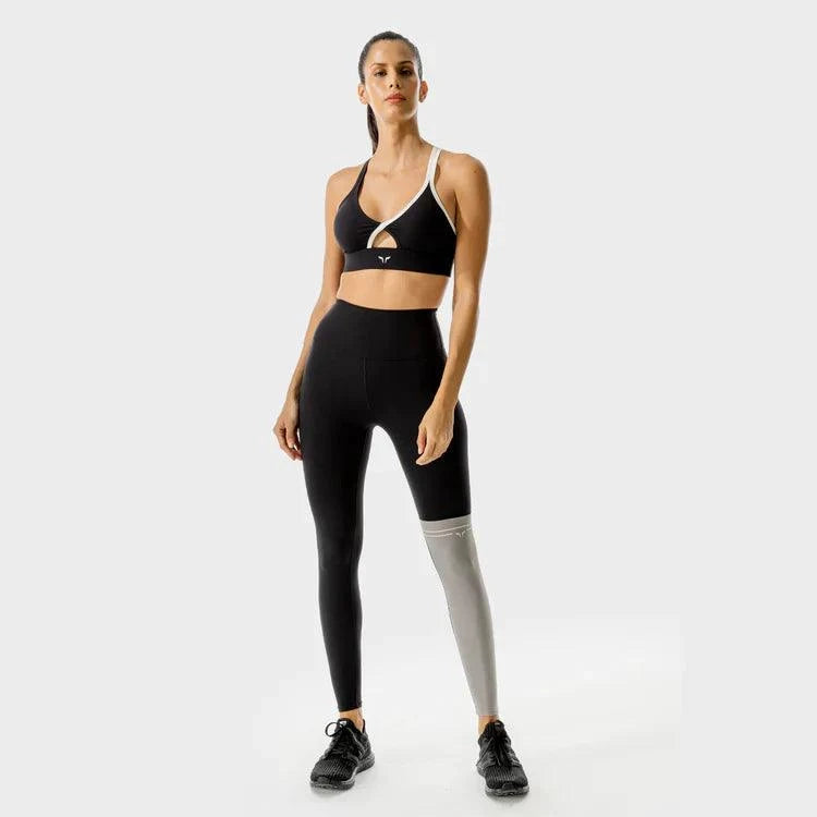 íþróttatoppar - íþróttatoppur - Æfingatoppar - æfingatoppur - konur - SquatWolf - Æfingafatnaður- æfingaföt - Lab 360° Wrap íþróttatoppur- íþróttaföt - íþróttafatnaður - World - Class - íþróttavöruverslun - Ludus.is