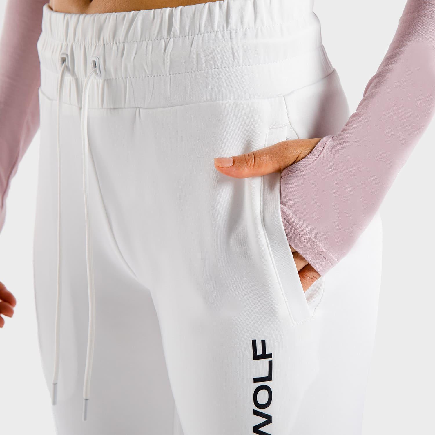 Joggingbuxur - konur - íþróttaföt - konur - íþróttafatnaður - æfingaföt - æfingafatnaður - world class - ræktarföt - Primal - hvítar - vefverslun - íþróttavöruverslun - Ludus.is - SQUATWOLF