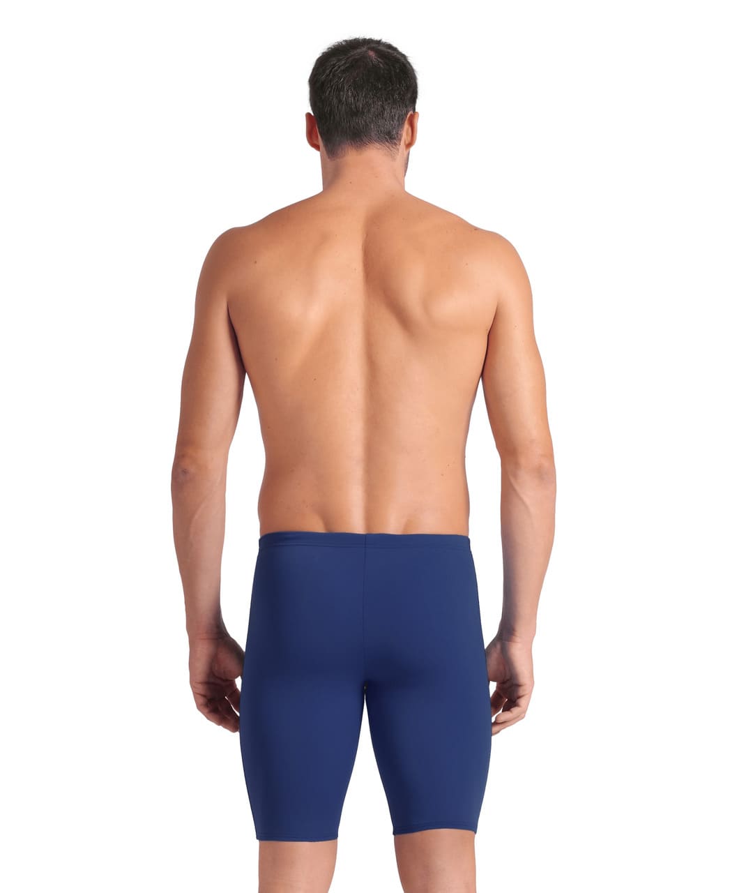 Arena Team Jammer Solid dökkblá síð sundskýla fyrir herra, klórþolin sundskýla úr Arena MaxLife Eco efni, bakhlið á fyrirsætu