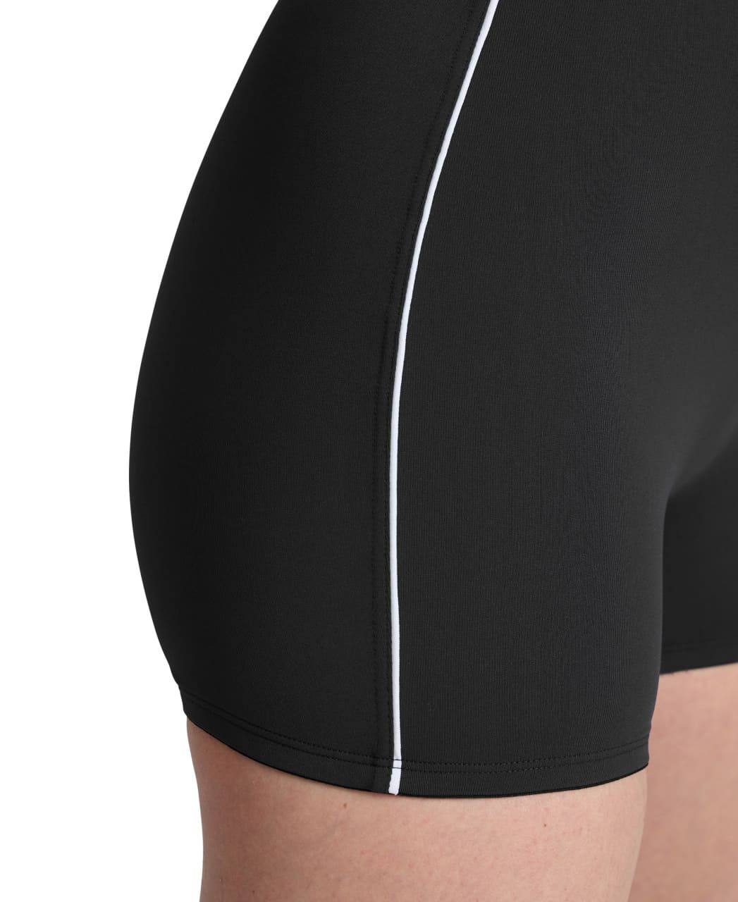 sundbolir-með-skálmum-Sundbolur-Arena-sundföt-sundfatnaður-sundfataverslun-íþróttavöruverslun-Tam-svartur-Ludus.is-swimwear-Reykjavik-Ísland