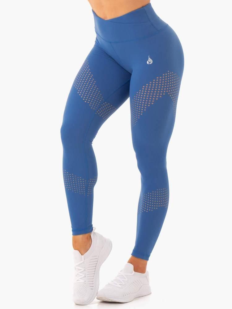 Impact High Waited Leggings eru skemmtilegar leggins frá Ryderwear með fallegu sniði sem koma í nokkrum mismunandi litum. Hægt að para með Impact High Waited Æfingatopp. Þessar leggings henta vel fyrir lyftingar, í ræktina, jóga, pilates eða cardio æfingar. Þú finnur gott úrval af fallegum leggings í vefverslun Ludus.is#litur-color_cobalt-blue