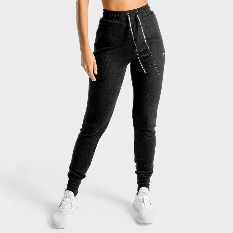 Joggingbuxur - konur - íþróttaföt - konur - íþróttafatnaður - æfingaföt - æfingafatnaður - world class - ræktarföt - Luxe - svartar - vefverslun #litur-color_onyx